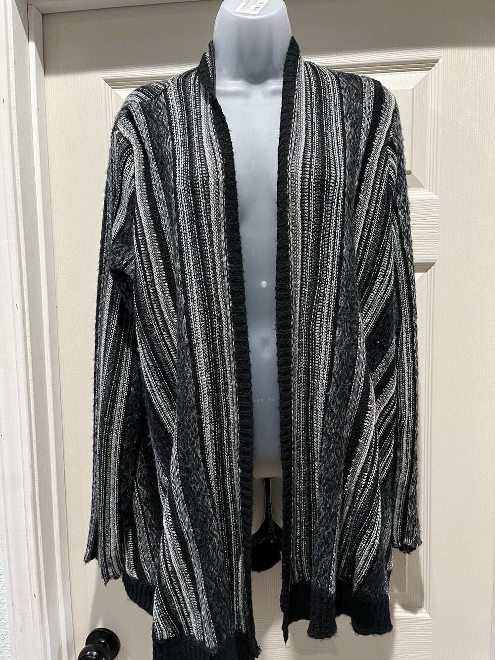 Vintage X America Size L Grey Black Stripe Heavy Knit Swing Open Front Cardigan